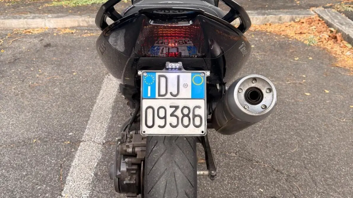 Yamaha T-Max 500 (2008 - 12)  (2)