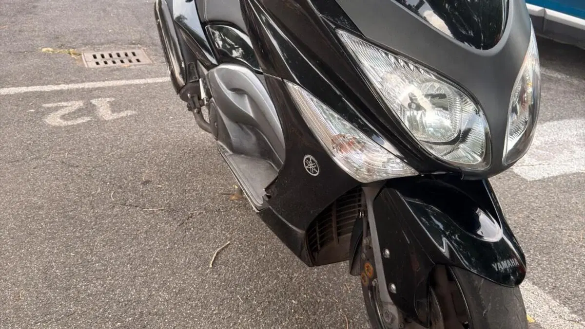 Yamaha T-Max 500 (2008 - 12)  (6)