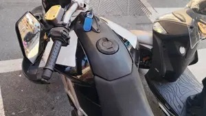 Aprilia Dorsoduro 750 Factory (2010 - 13)  (3)