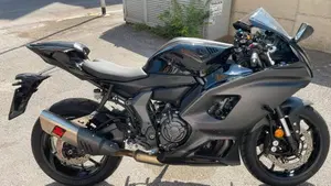 Yamaha YZF R7 (2021 - 25)  (2)