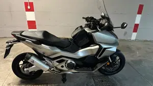 Honda Forza 750 DCT (2021 - 24)  (2)