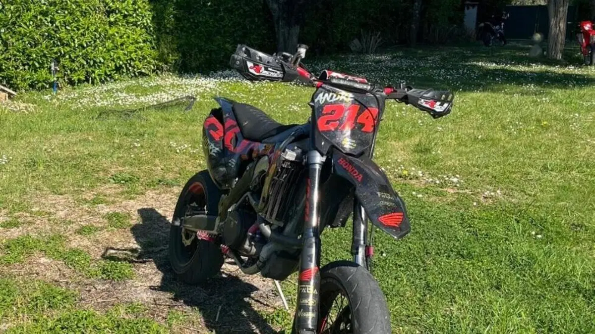 Honda CRF 450R (2014)  (3)