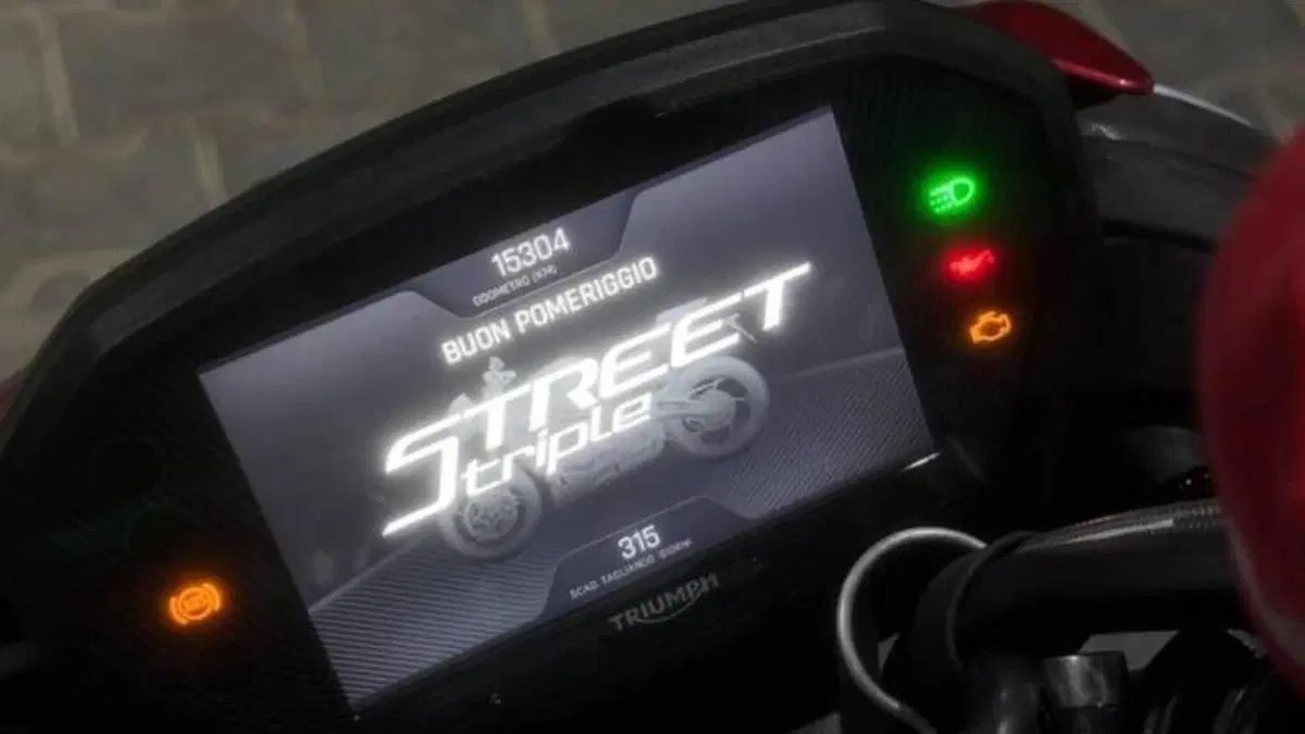 Triumph Street Triple 765 RS (2023 - 26)  (6)