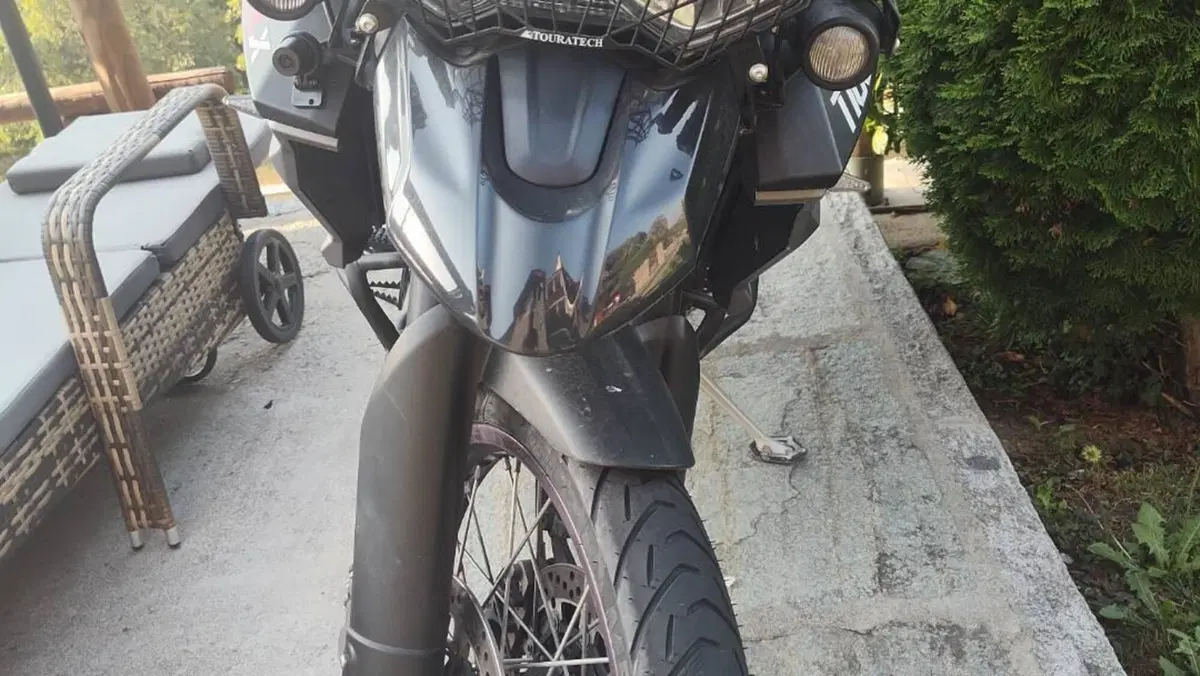 Triumph Tiger 800 XCx (2015 - 17)  (5)