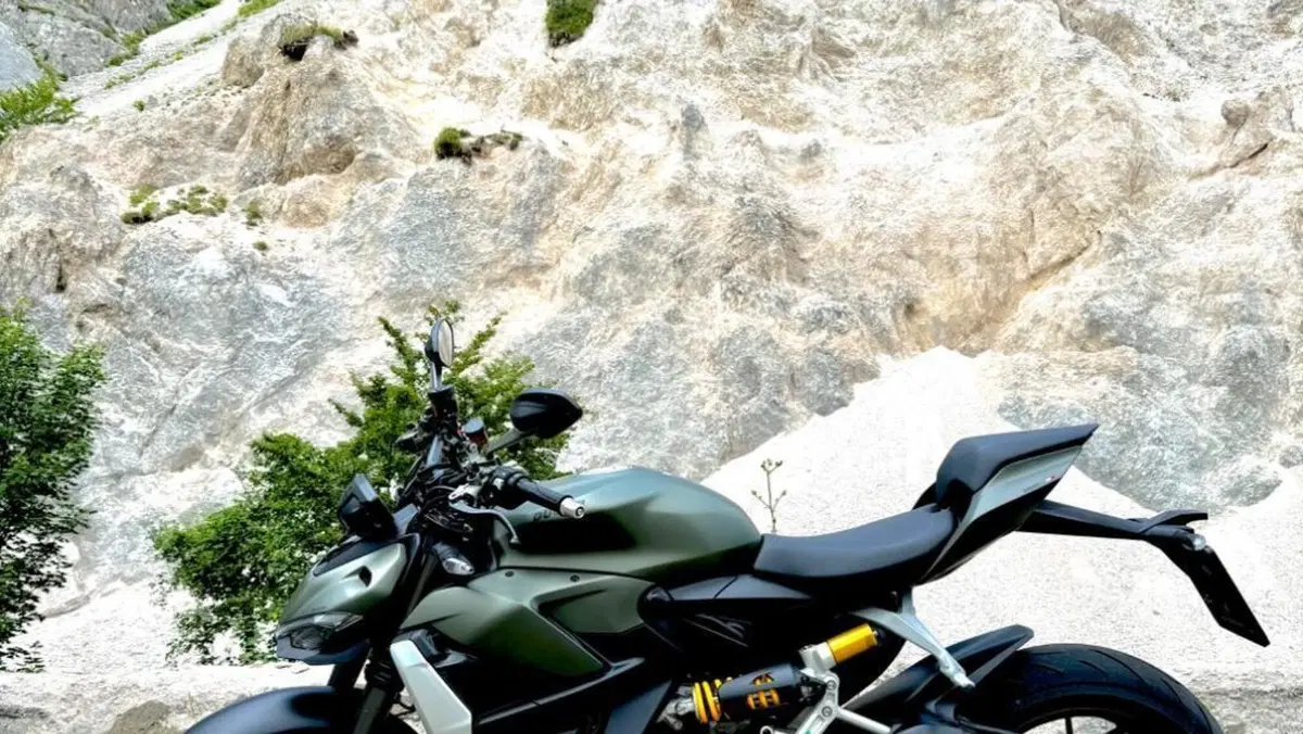 Ducati Streetfighter V2 (2022 - 24)  (6)