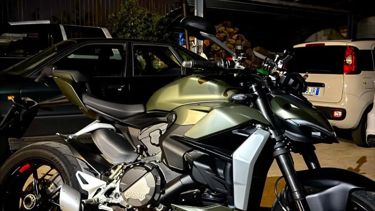 Ducati Streetfighter V2 (2022 - 24)  (9)