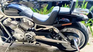 Harley-Davidson 1130 V-Rod (2007) - VRSCAW  (3)