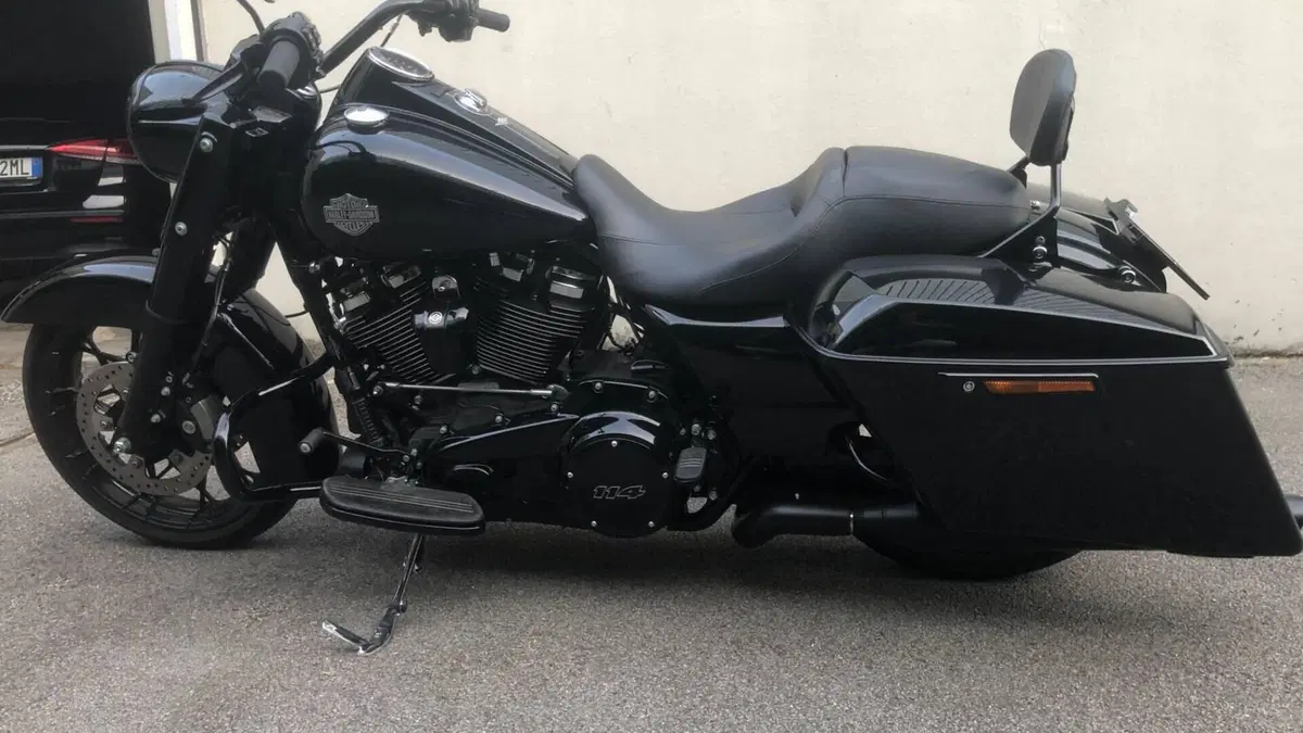 Harley-Davidson Road King Special (2021 - 25) 