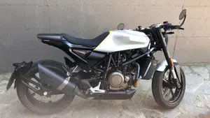 Husqvarna Vitpilen 701 (2018 - 19)  (2)