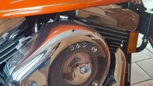 Harley-Davidson   (2)