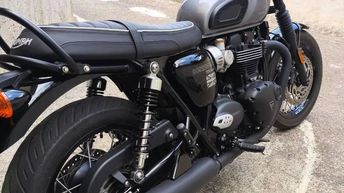 Triumph Bonneville T120 Black (2021 - 25) 