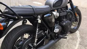 Triumph Bonneville T120 Black (2021 - 25) 