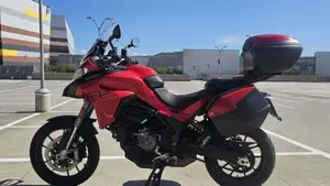Ducati Multistrada V2 S (2022 - 24)  (2)
