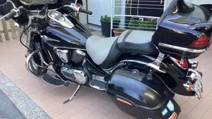 Kawasaki Vulcan VN 900 Custom (2006 - 09)  (2)