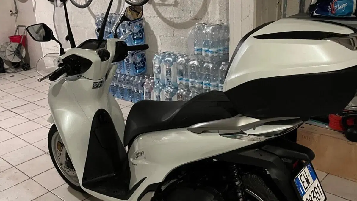 Honda SH 150i (2020 - 23)  (6)