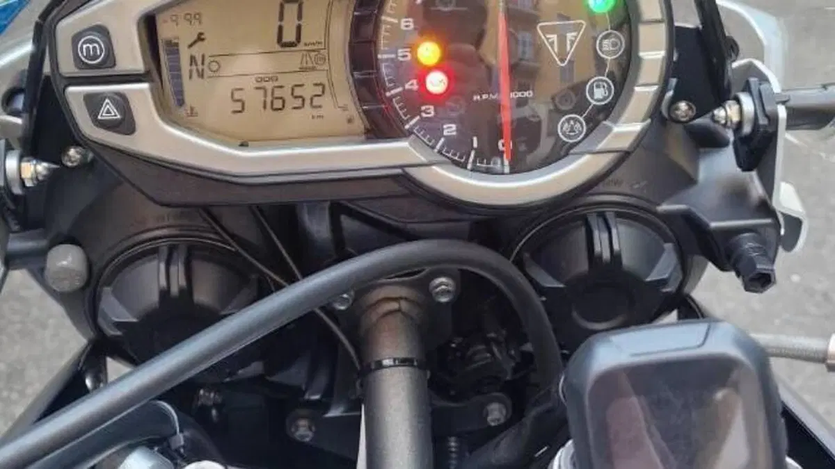 Triumph Tiger 800 XRx (2015 - 17) 