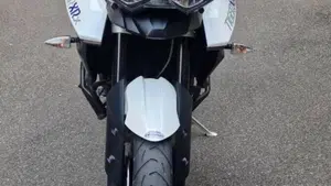 Triumph Tiger 800 XRx (2015 - 17)  (3)