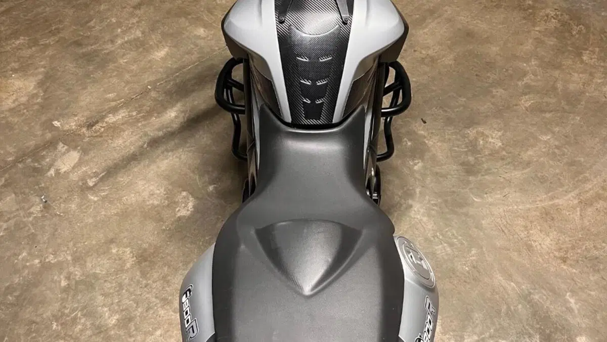 Bmw F 800 R (2009 - 11)  (6)