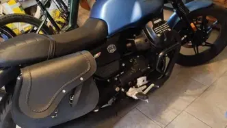 Moto Guzzi V7 Stone (2025 - 26)