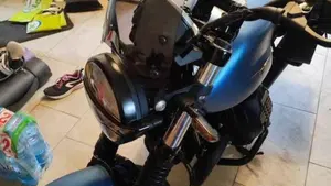 Moto Guzzi V7 Stone (2025 - 26)  (3)