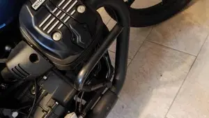 Moto Guzzi V7 Stone (2025 - 26)  (5)
