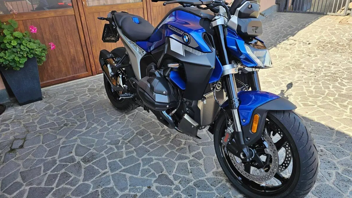 Bmw R 1300 R (2026 - 27)  (2)