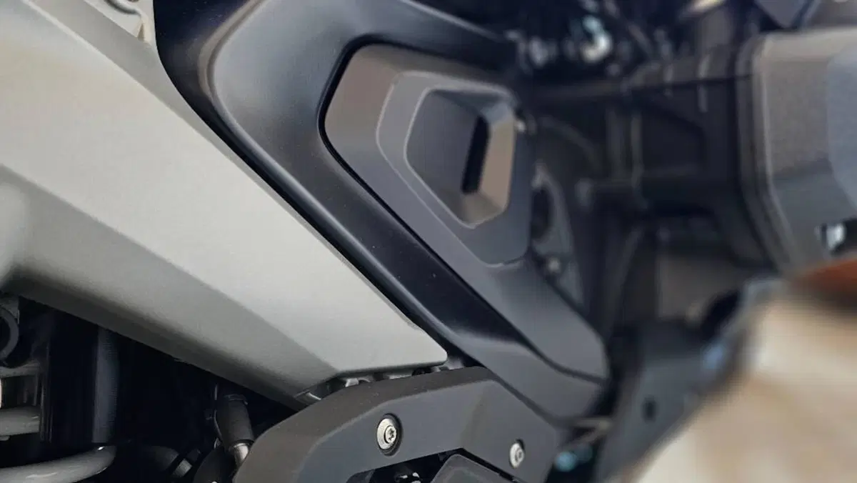 Bmw R 1300 R (2026 - 27)  (12)