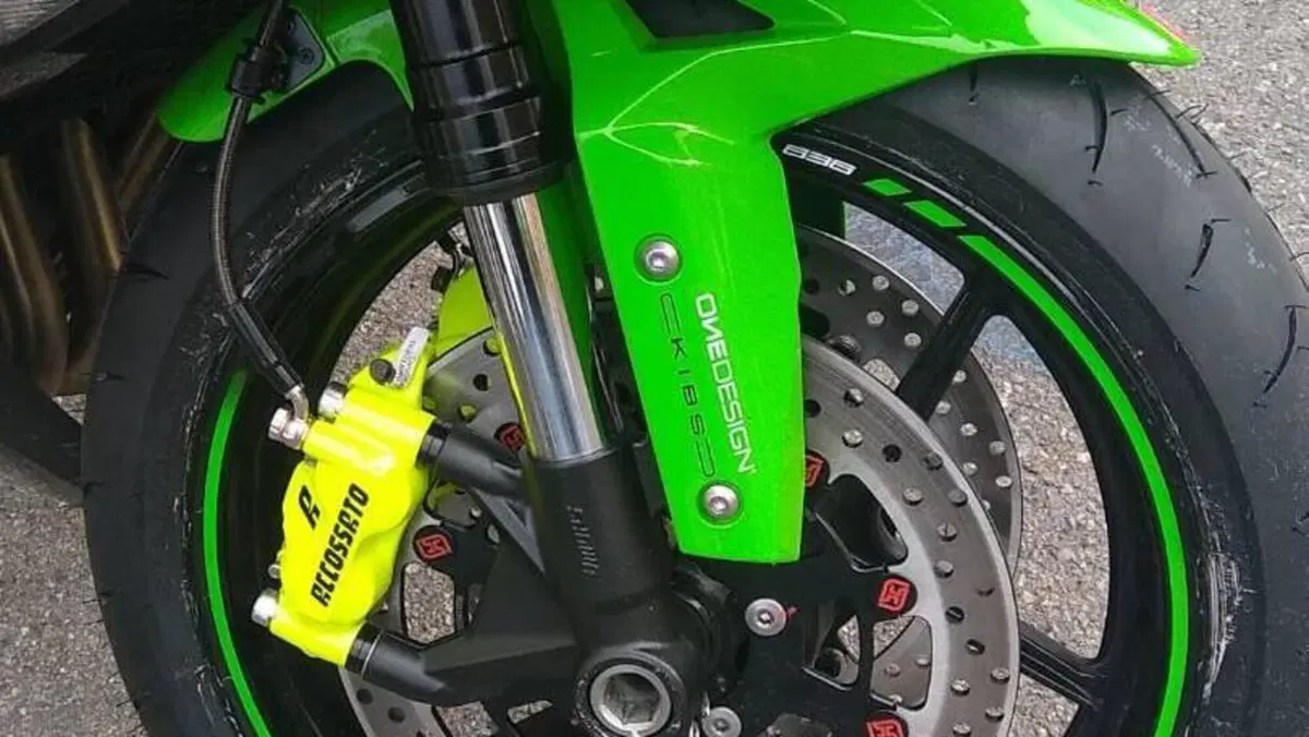 Kawasaki Ninja 636 ZX-6R (2019 - 20)  (6)