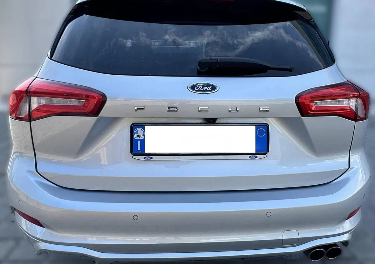 Ford Focus Station Wagon 1.0 EcoBoost 125 CV automatico SW ST-Line Co-Pilot (2)