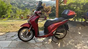 Honda SH 125i (2017 - 19)  (2)