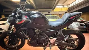 Kawasaki Z 650 (2025 - 26)  (2)