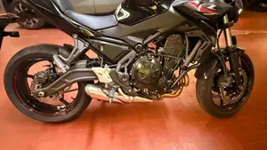 Kawasaki Z 650 (2025 - 26)  (3)