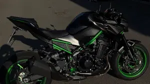 Kawasaki Z 900 A2 (2025 - 26)  (2)