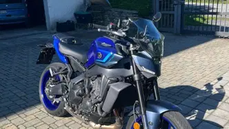 Yamaha MT-09 Y-AMT (2024 - 26) usata