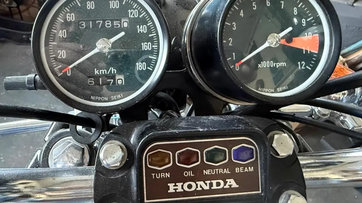 Honda  