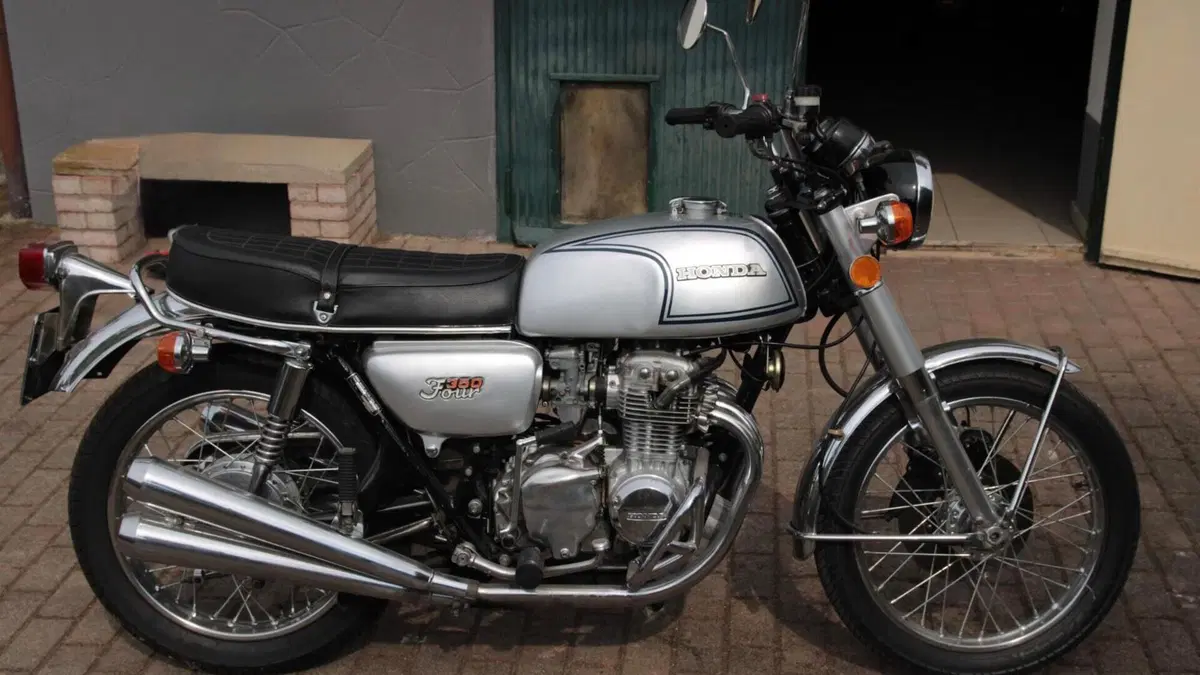 Honda   (2)