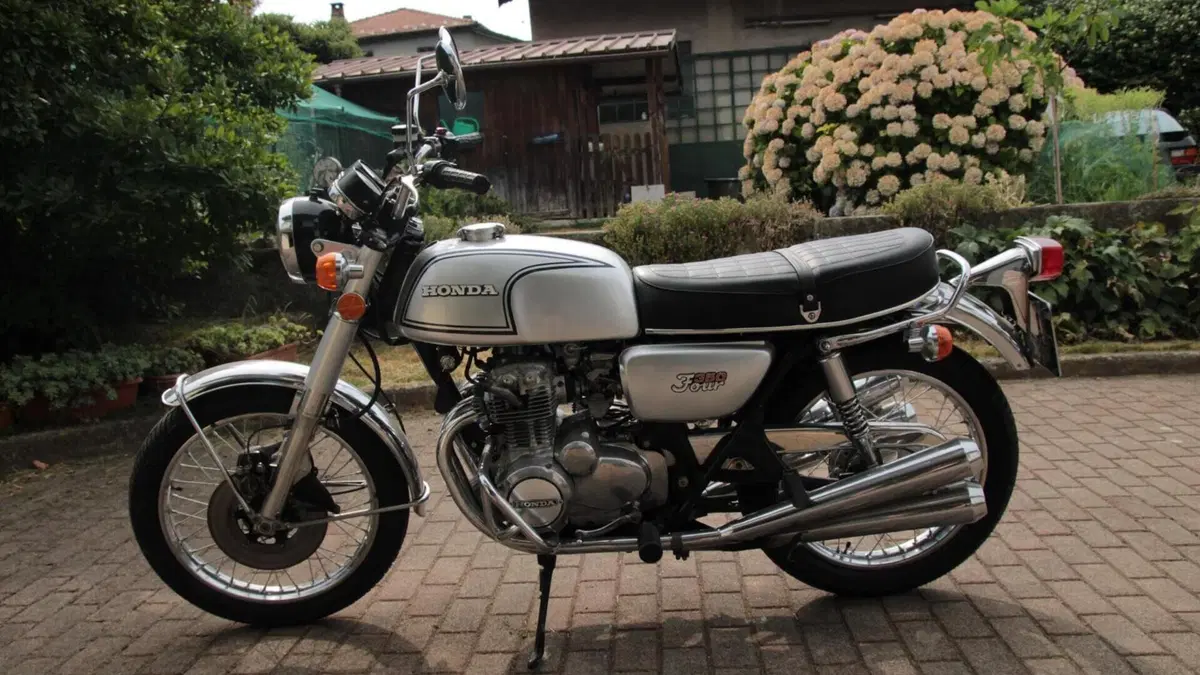 Honda   (3)