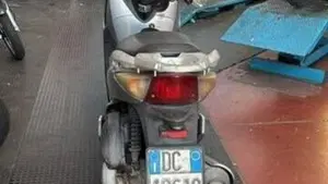 Honda SH 150i (2005 - 08)  (3)