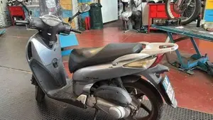 Honda SH 150i (2005 - 08)  (4)