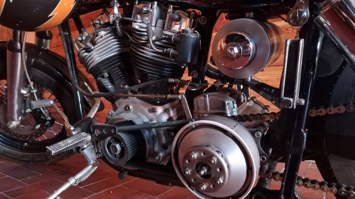 Harley-Davidson   (7)