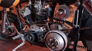 Harley-Davidson   (7)