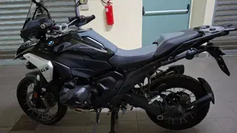 Bmw R 1300 GS Triple Black (2023 - 26) usata