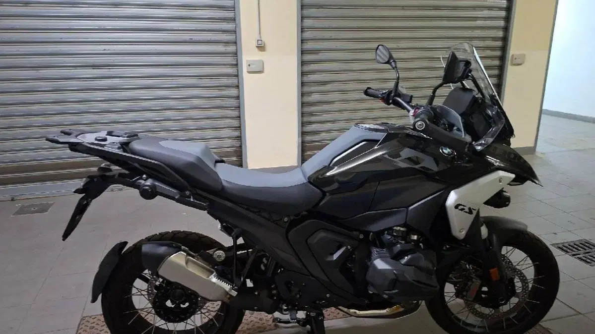 Bmw R 1300 GS Triple Black (2023 - 26)  (3)