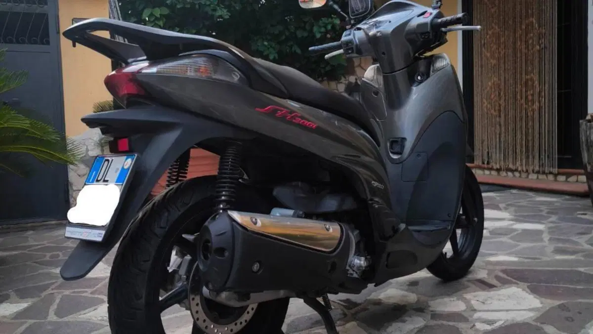 Honda SH 300 i (2006 - 10)  (5)
