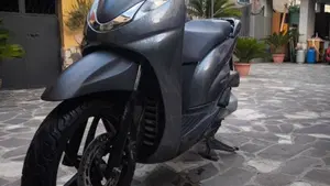 Honda SH 300 i (2006 - 10)  (8)