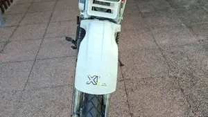Honda   (2)