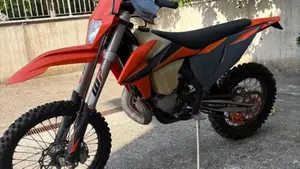 KTM 150 EXC TPI (2021)  (2)