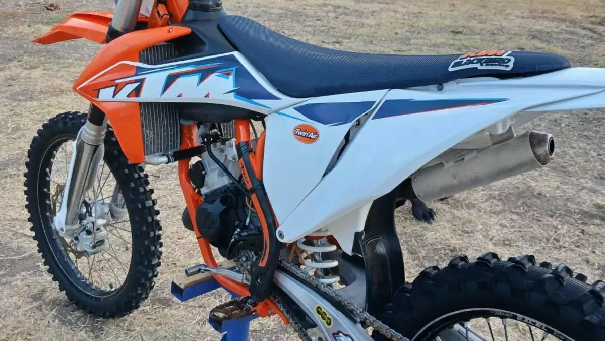 KTM 125 SX (2022)  (2)