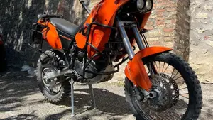 KTM 640 Adventure  (3)