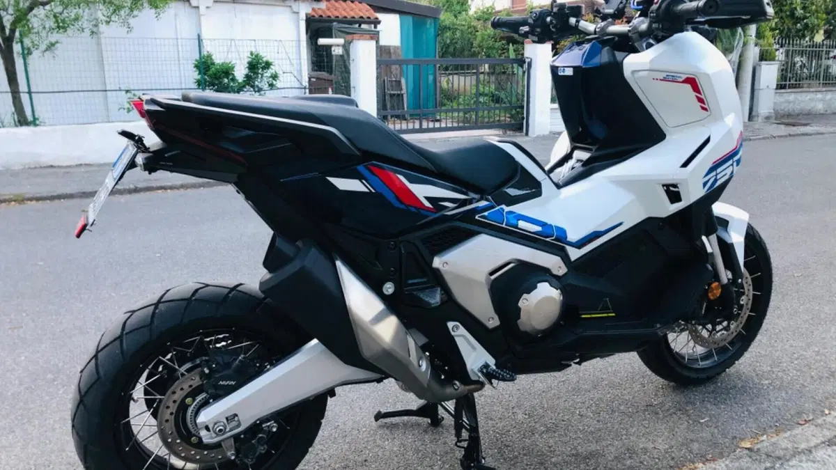 Honda X-ADV 750 Special Edition (2026)  (2)